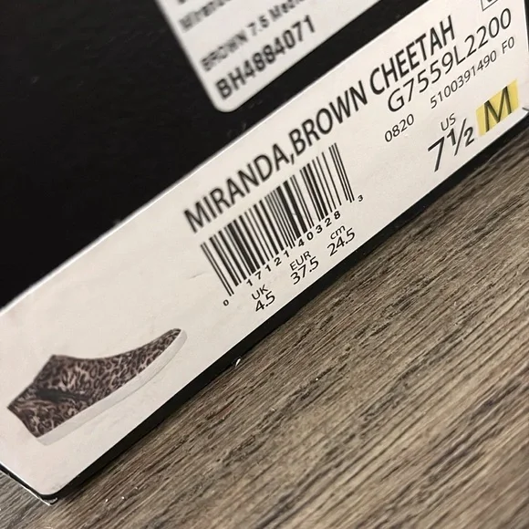NIB [Naturalizer] Miranda Cheetah High Top Zipper Flat Sneakers Women’s Sz 7.5 - Picture 11 of 11
